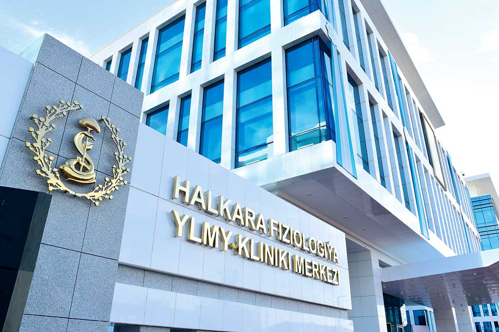 Awtoryň suraty Helen Naylor with Raymond Murphy